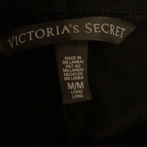 Victoria’s Secret Leggings 2 for $20